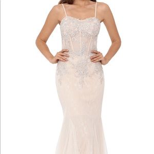 BRAND NEW DRESS with tags never worn